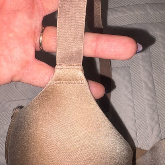 B Temptu Tan full coverage Bra, size 38DDD - Picture 2 of 6